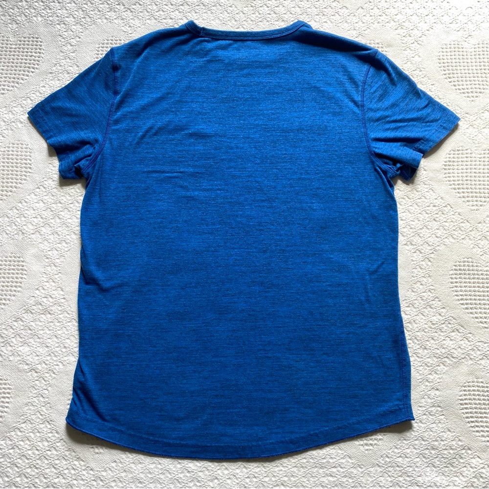 $5 or 3/$10 Men’s American Eagle Flex T-Shirt Size Medium - Picture 2 of 5